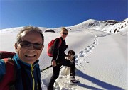 Sulle nevi dei panoramici e soleggiati Piani dell’Avaro, ben innevati , ad anello il 5 febbraio 2019 - FOTOGALLERY